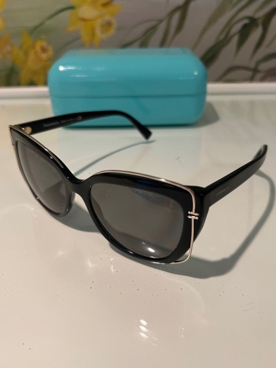 Tiffany & Co. Accessories - Tiffany & Co. TF4148 Black/Gold Cat-Eye Frames. Made in Italy w/ Case